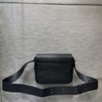 borsa dior uomo 0objm.jpg