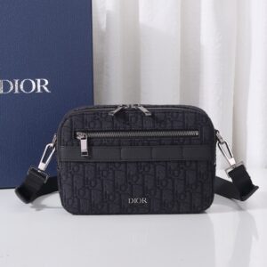 borsa dior uomo 5roum.jpg