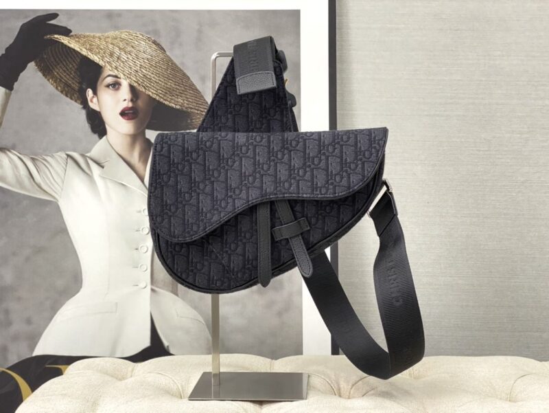 borsa dior uomo fxiao.jpg