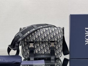 borsa dior uomo hxk49.jpg