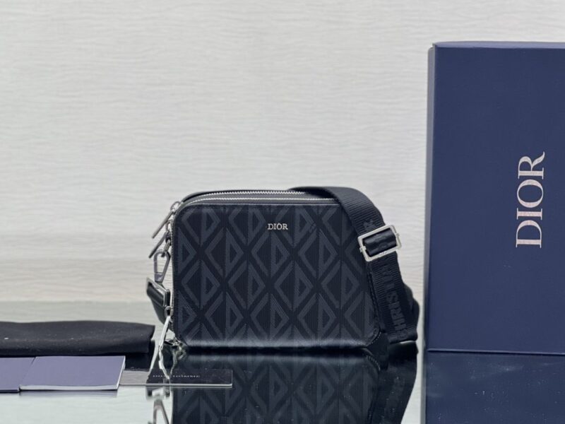 borsa dior uomo mlgij.jpg