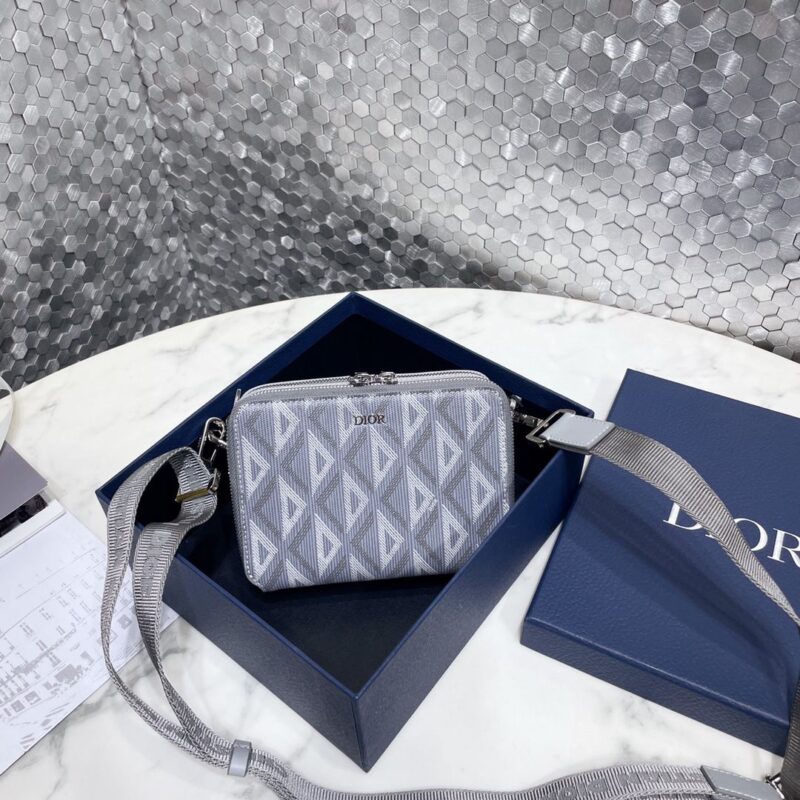 borsa dior uomo xcp4r.jpg