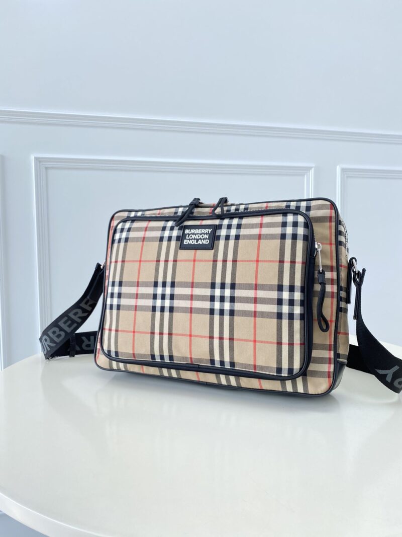 burberry borse uomo ioffy.jpg