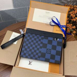 lv borsa uomo hip2m.jpg