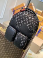 lv borsa uomo jnnkj.jpg