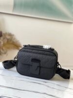 lv borsa uomo jofhi.jpg
