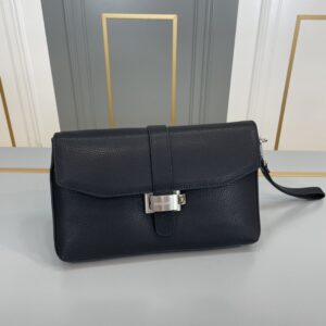 lv borsa uomo oww4o.jpg