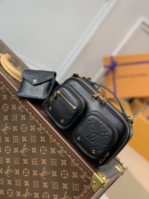 lv borsa uomo skedl.jpg
