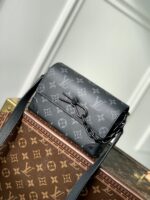 lv borsa uomo uibnb.jpg