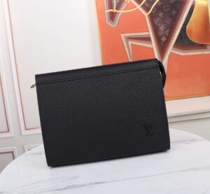lv borsa uomo v25m6.jpg