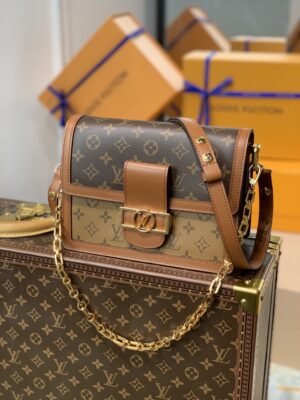 lv borsa uomo vtkaa.jpg