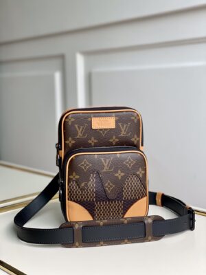 lv borsa uomo vxjcg.jpg