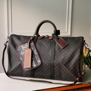 lv borsa uomo yolie.jpg