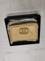 chanel 19 card holder with zipper leather beige wallet yuqke.jpeg