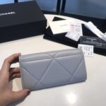 chanel 19 long flap wallet grey ap0955 0xoag.jpg