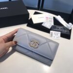 chanel 19 long flap wallet grey ap0955 vtllj.jpg