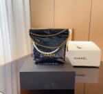 chanel 22 mini handbagcrystal pearlsblack 22cm as3980 b10672 94305 1mfgi.jpg