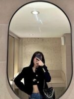 chanel 22 mini handbagcrystal pearlsblack 22cm as3980 b10672 94305 uaeoc.jpg