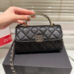 chanel 23p clutch with chain bag with top handle black 18cm 3238 b10307 94305 dlvc7.jpg
