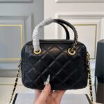 chanel 25c chain handle bowling bag black 18cm djyvg.jpg