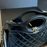 chanel 31 bag leather black 24cm j0pae.jpg