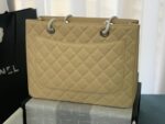 chanel bolsa grand tote beige 33cm c8xez.jpg