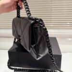 chanel cc flap bag in black 26cm 3m9ub.jpg