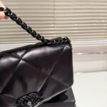 chanel cc flap bag in black 26cm 9spuy.jpg