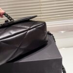 chanel cc flap bag in black 26cm bfaxm.jpg