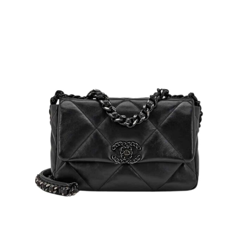 chanel cc flap bag in black 26cm lfr2f.jpg