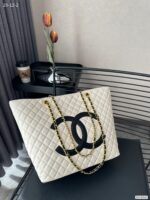 chanel cc shopping bag with chain leather white 32cm cju8d.jpg