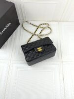 chanel classic flap caviar black crossbody bag 20cm pcydl.jpeg