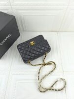 chanel classic flap caviar black crossbody bag 20cm uv5zb.jpeg