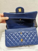 chanel classic medium flap navy and gold 25cm xt3ge.jpeg