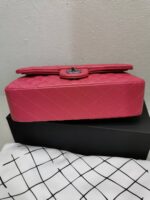 chanel classic medium flap pink and silver 25cm 7hil7.jpeg