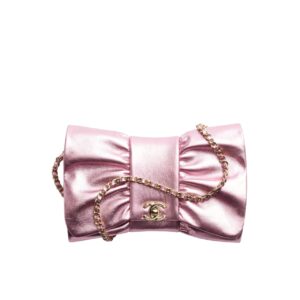 chanel clutch metallic and gold metal in pink 24cm as5129 b18041 nzk53 cn0xf.jpg