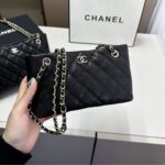 chanel clutch with chain bag black 20cm amrhr.jpg