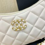 chanel clutch with strap white 24cm 8blg0.jpg