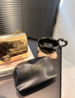 chanel flap bag gold metal 18cm lph52.jpg
