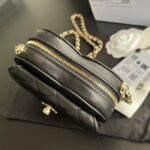 chanel heart clutch with chain black ap2784 cx35e.jpg