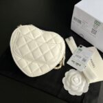 chanel heart clutch with chain white ap2784 eupsh.jpg