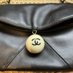 chanel leather cue ball foldover bag black 26cm 0dz9n.jpg