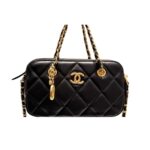 chanel matelasse flap bag with chain black 20cm la1kp.jpg