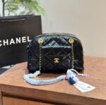 chanel maxi bowling shoulder bag with chain in black 28cm on1eg.jpg