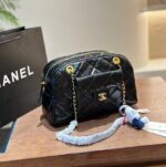 chanel maxi bowling shoulder bag with chain in black 28cm rxhm9.jpg