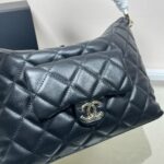 chanel maxi size hobo bag black leather and gold tone metal black 27cm as4339 b13833 94305 hlodg.jpg
