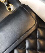 chanel medium flap bag black 25cm a01112 y01295 94305 n8mxm.jpeg
