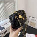 chanel mini camera case black 18cm as5190 b18306 94305 pn2qg.jpg
