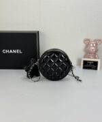 chanel round with charm and star coin purse black 15cm 6zntl.jpg