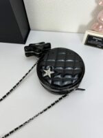 chanel round with charm and star coin purse black 15cm c0xcy.jpg